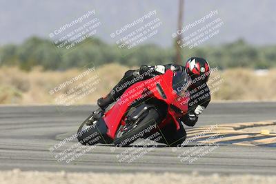 media/Oct-13-2025-Moto Forza (Mon) [[a66d839500]]/2-A Group/Session 3 (Turn 16)/